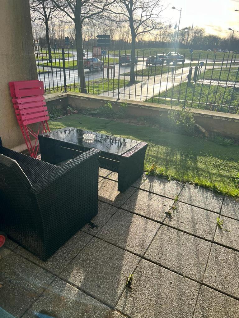 Appartement 5Min Gare Rer Disneyland Paris Val D'Europe La Vallee Village Parking Inclus Montévrain Buitenkant foto