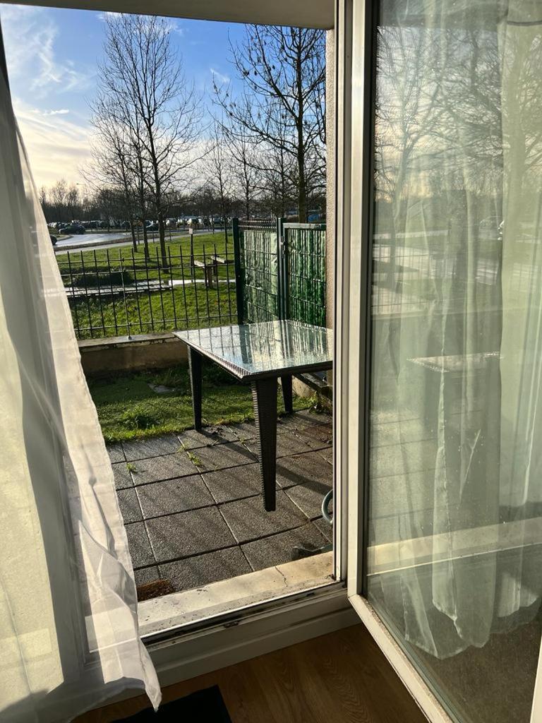 Appartement 5Min Gare Rer Disneyland Paris Val D'Europe La Vallee Village Parking Inclus Montévrain Buitenkant foto