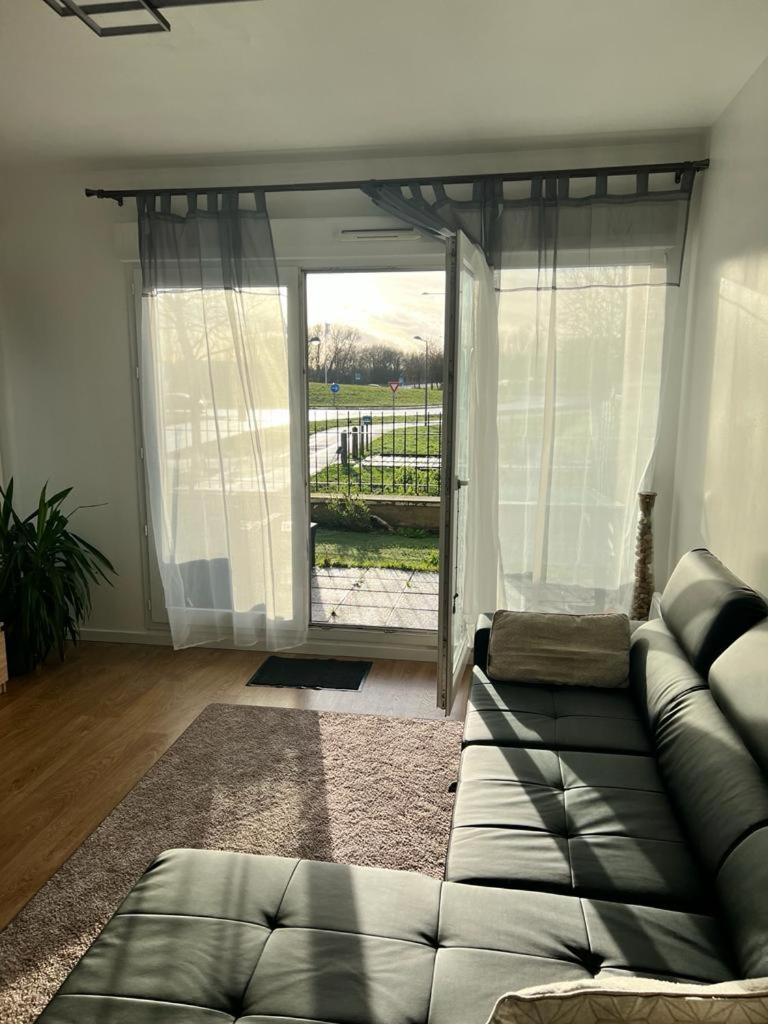 Appartement 5Min Gare Rer Disneyland Paris Val D'Europe La Vallee Village Parking Inclus Montévrain Buitenkant foto